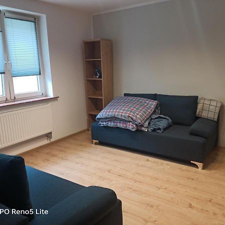 Apartament Przy Kortach 2 บือตอม ภายนอก รูปภาพ